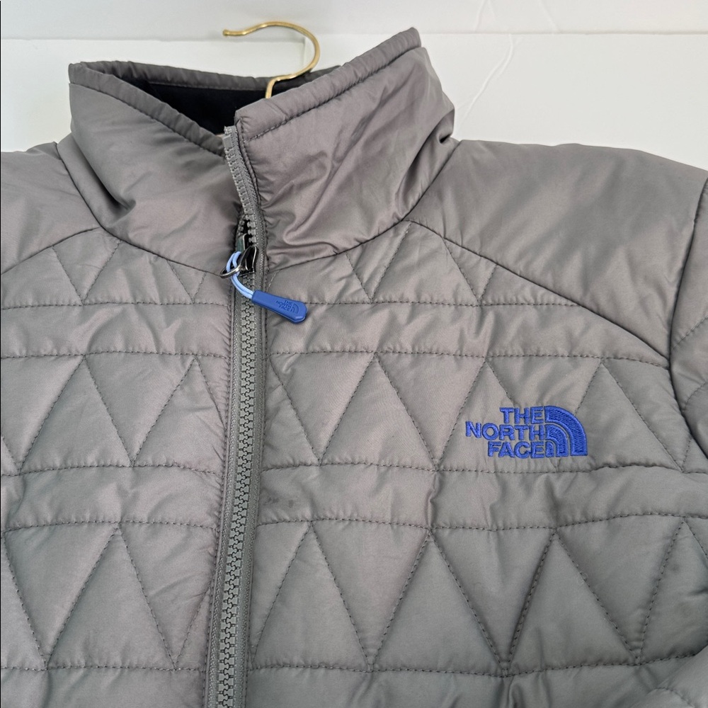 The North Face Blue and Black Jacket - Picture 2 of 7